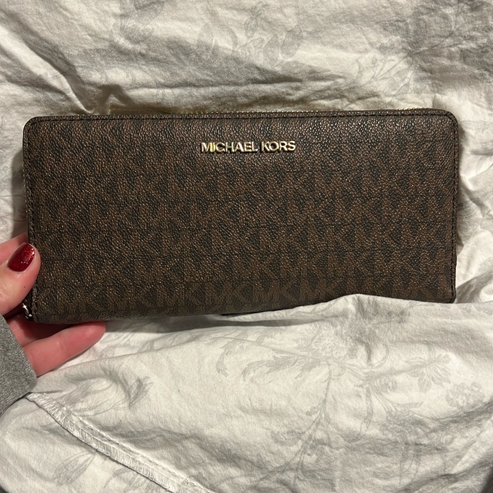 Michael Kors wallet